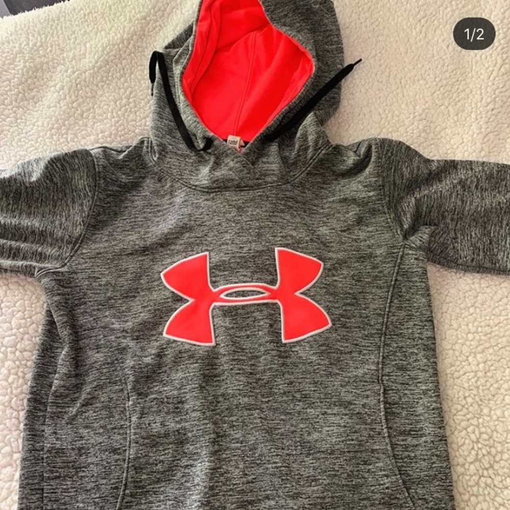 Under Amour Hoodie